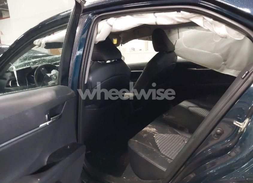 Photo 8 of 2019 Toyota Camry SE (VIN 4T1B11HK8KU843601)