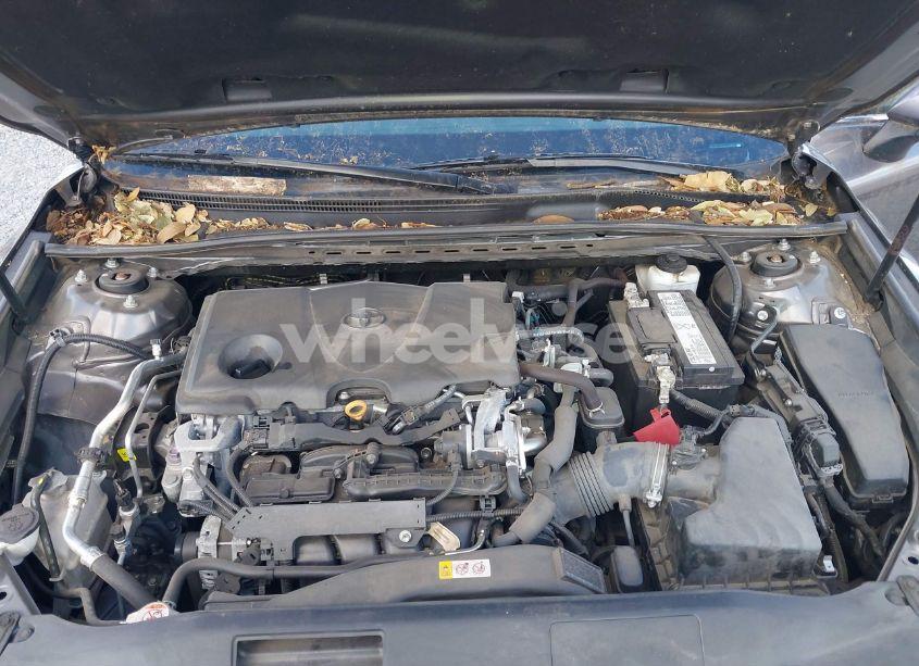 Photo 10 of 2019 Toyota Camry LE (VIN 4T1B11HK8KU846241)