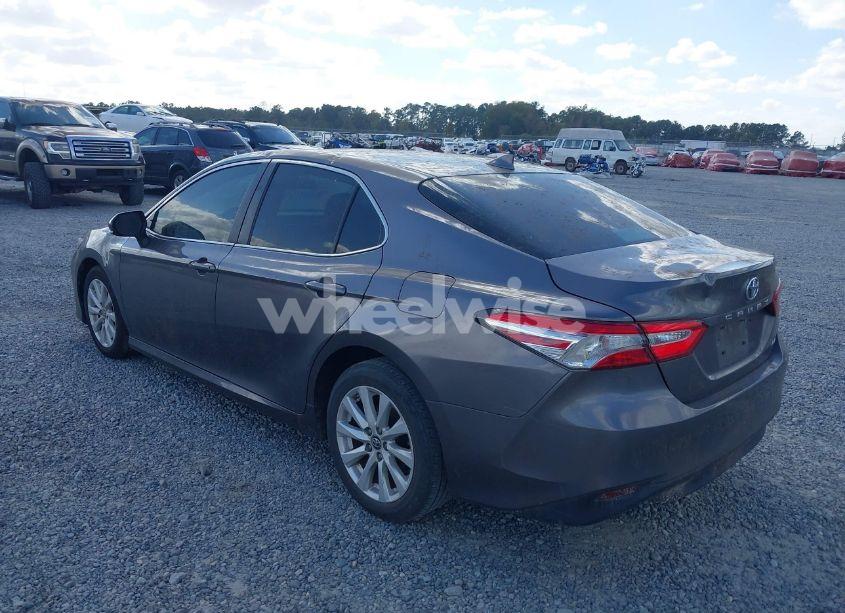 Photo 3 of 2019 Toyota Camry LE (VIN 4T1B11HK8KU846241)