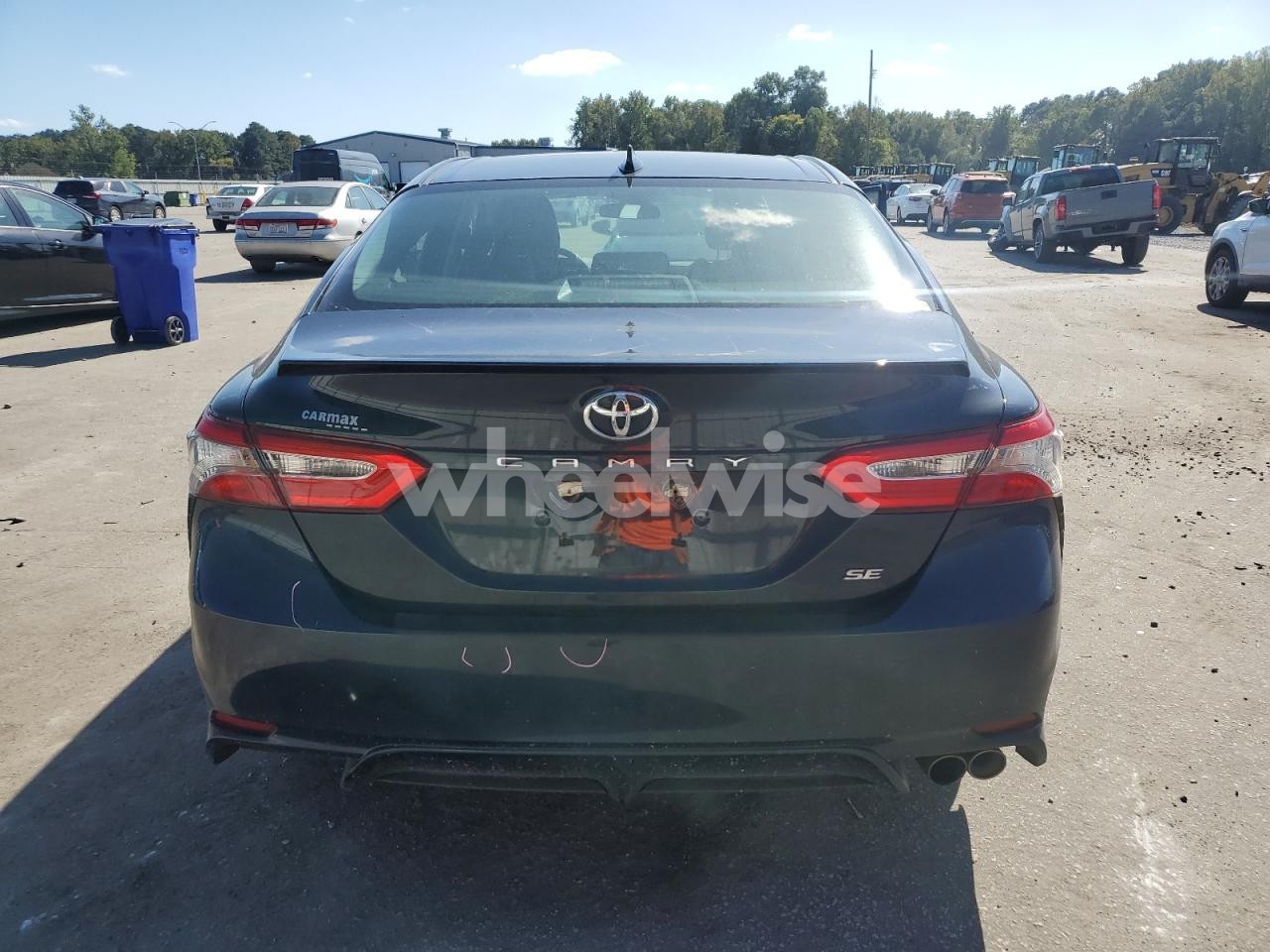 Photo 6 of 2019 TOYOTA CAMRY L (VIN 4T1B11HK8KU850340)
