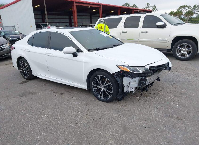 Photo 12 of 2019 Toyota Camry SE (VIN 4T1B11HK8KU855778)