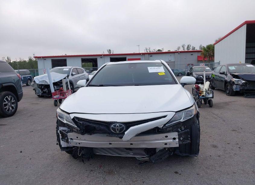 Photo 13 of 2019 Toyota Camry SE (VIN 4T1B11HK8KU855778)