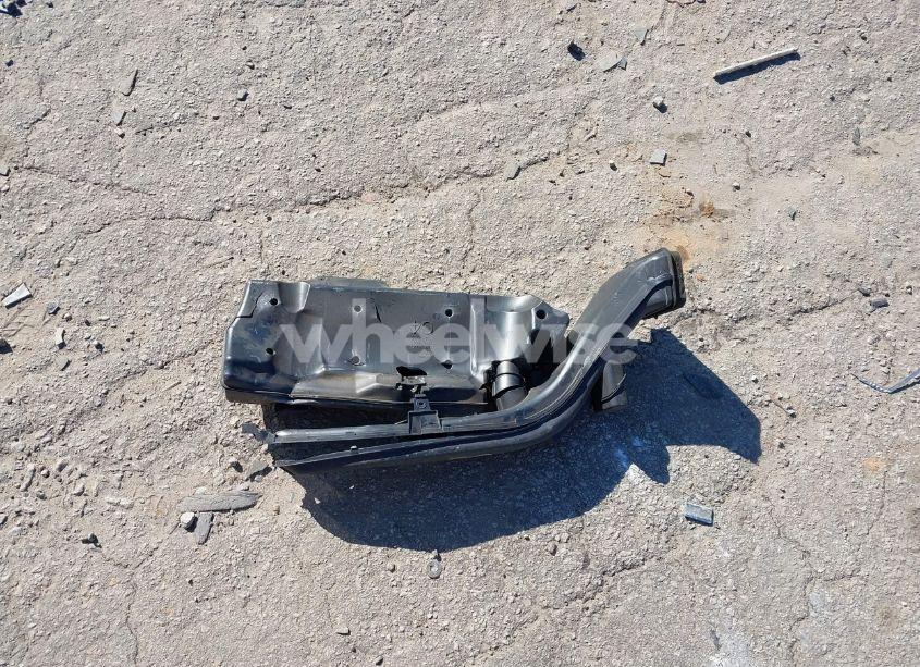 Photo 12 of 2018 Toyota Camry SE (VIN 4T1B11HK9JU011733)