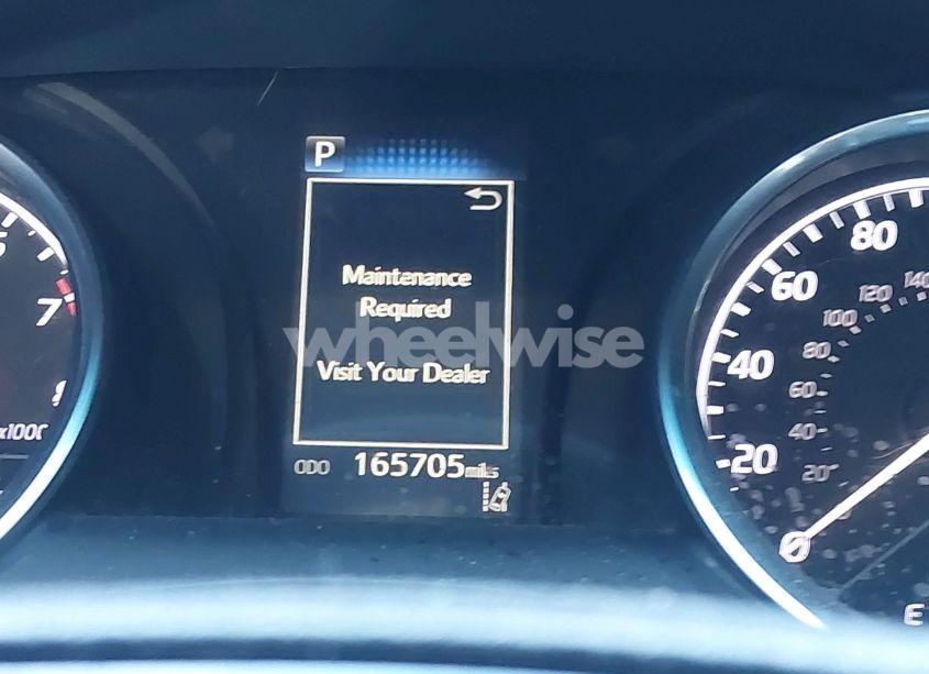 Photo 16 of 2018 Toyota Camry SE (VIN 4T1B11HK9JU011733)