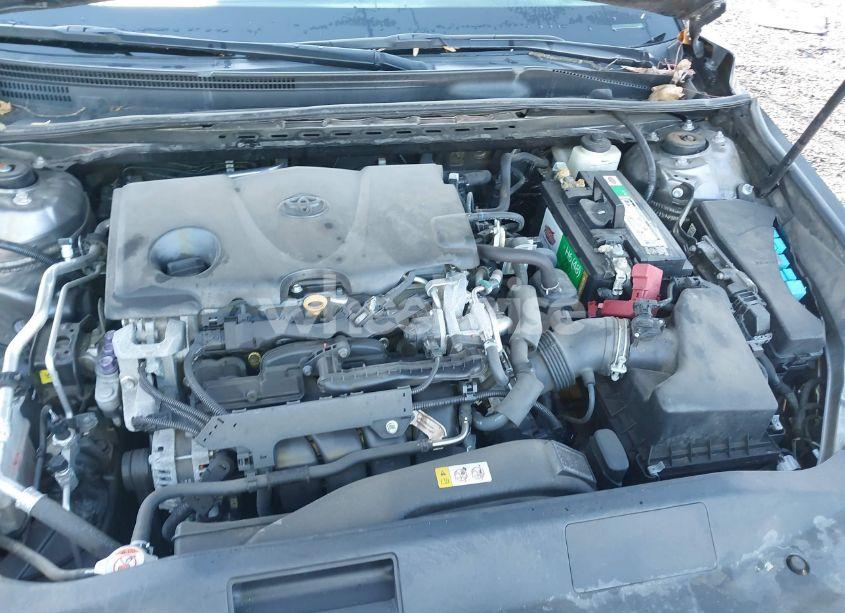 Photo 10 of 2018 Toyota Camry SE (VIN 4T1B11HK9JU071852)