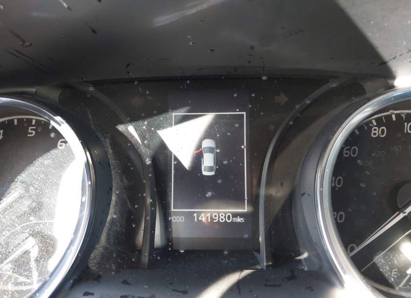 Photo 7 of 2018 Toyota Camry SE (VIN 4T1B11HK9JU092555)