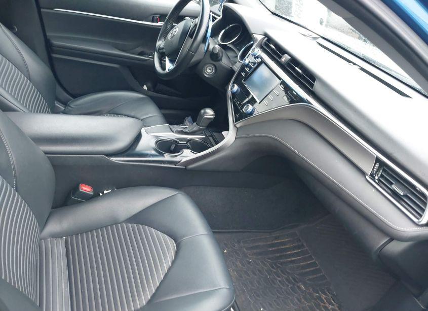 Photo 5 of 2018 Toyota Camry SE (VIN 4T1B11HK9JU129314)