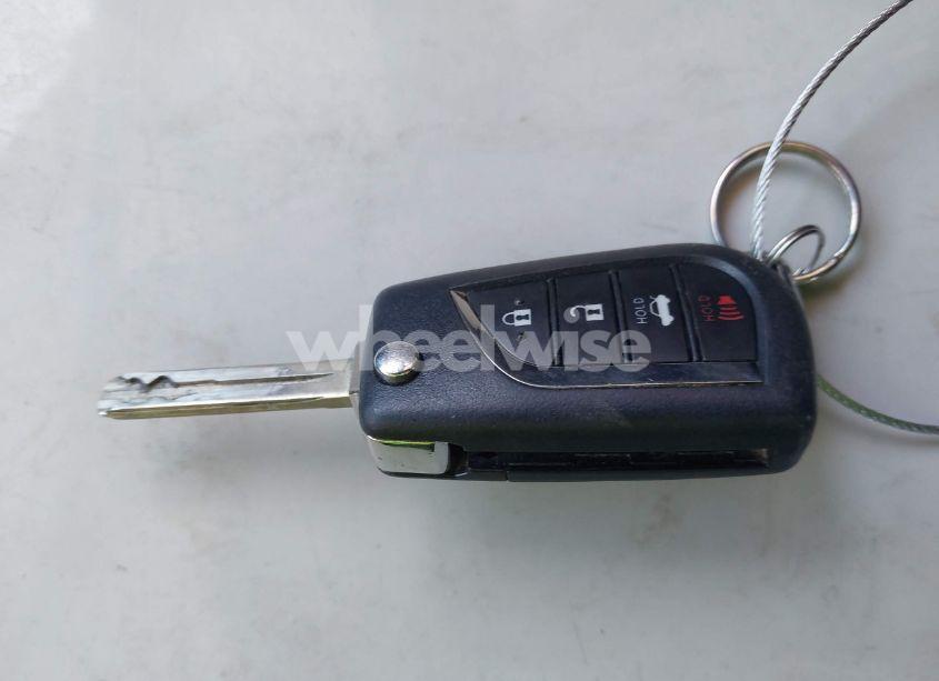 Photo 11 of 2018 Toyota Camry SE (VIN 4T1B11HK9JU133329)