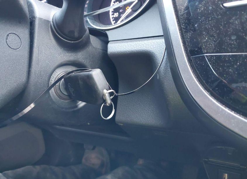 Photo 11 of 2018 Toyota Camry LE (VIN 4T1B11HK9JU149207)