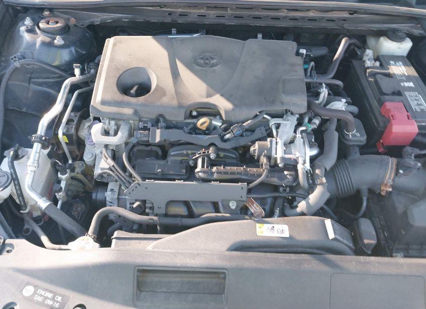 Photo 10 of 2018 Toyota Camry LE (VIN 4T1B11HK9JU509382)