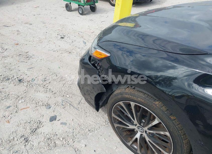 Photo 19 of 2018 Toyota Camry SE (VIN 4T1B11HK9JU525470)