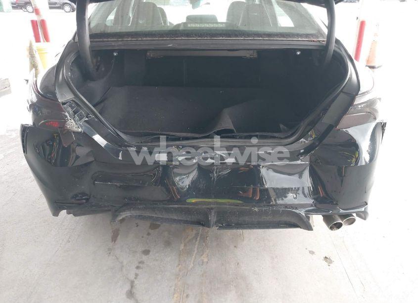 Photo 6 of 2018 Toyota Camry SE (VIN 4T1B11HK9JU537571)