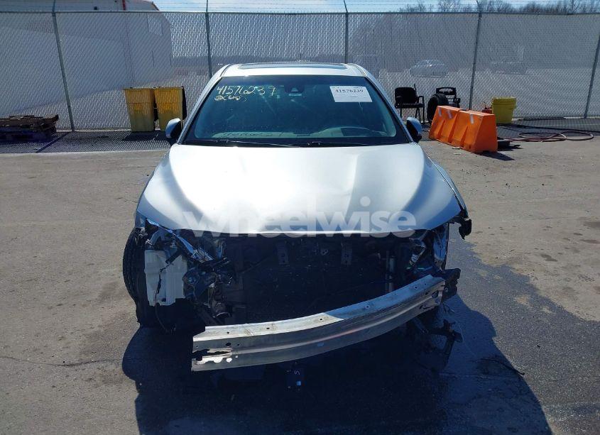 Photo 12 of 2018 Toyota Camry SE (VIN 4T1B11HK9JU553348)