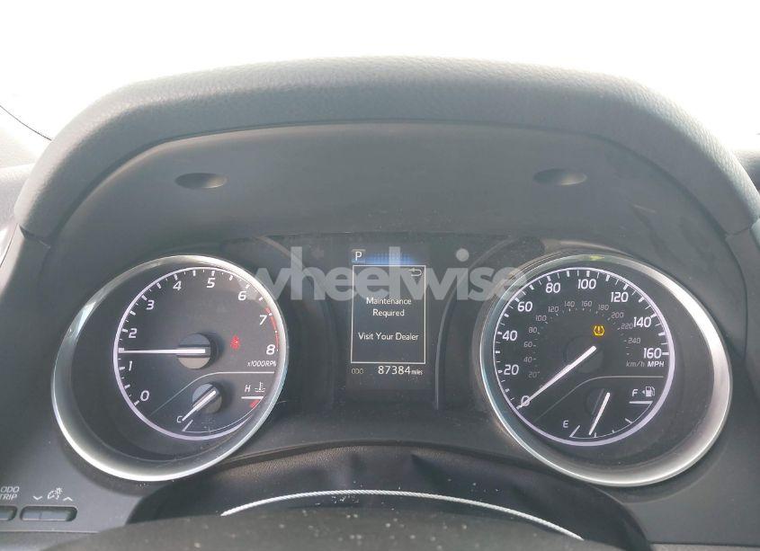 Photo 7 of 2018 Toyota Camry SE (VIN 4T1B11HK9JU553348)