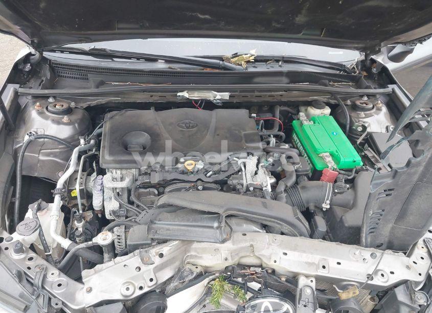 Photo 10 of 2018 Toyota Camry SE (VIN 4T1B11HK9JU564480)