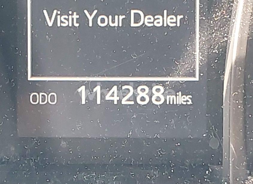 Photo 15 of 2018 Toyota Camry SE (VIN 4T1B11HK9JU591372)