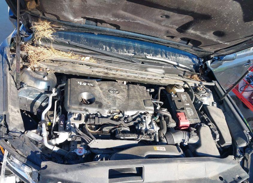 Photo 10 of 2018 Toyota Camry LE (VIN 4T1B11HK9JU603536)