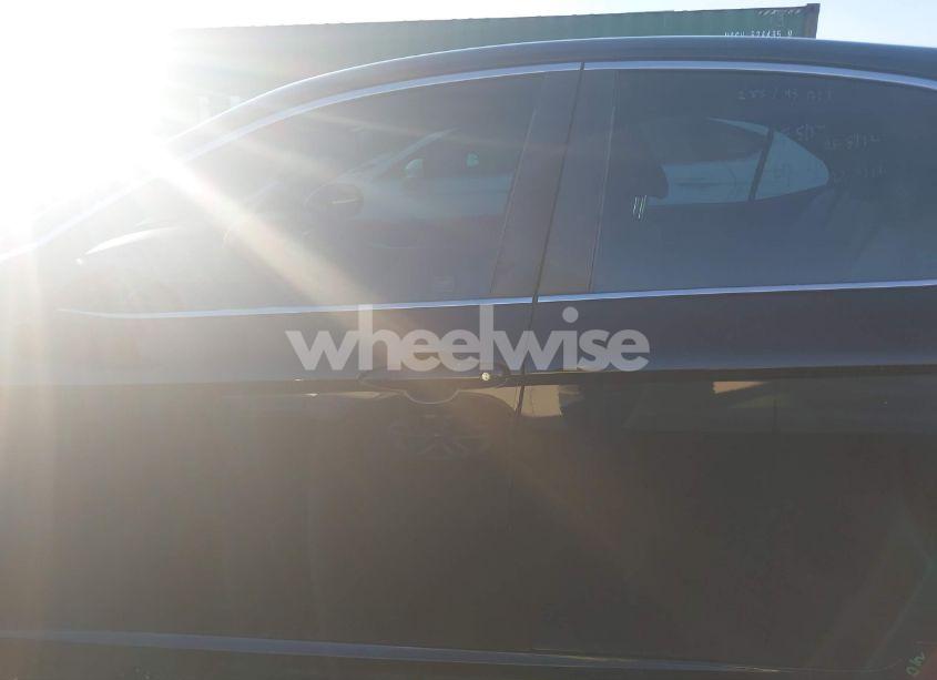 Photo 15 of 2018 Toyota Camry SE (VIN 4T1B11HK9JU626220)