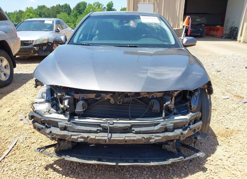 Photo 12 of 2018 Toyota Camry SE (VIN 4T1B11HK9JU665289)