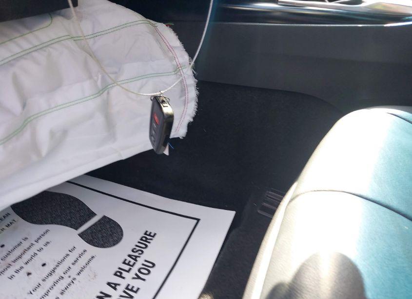 Photo 11 of 2018 Toyota Camry SE (VIN 4T1B11HK9JU666104)