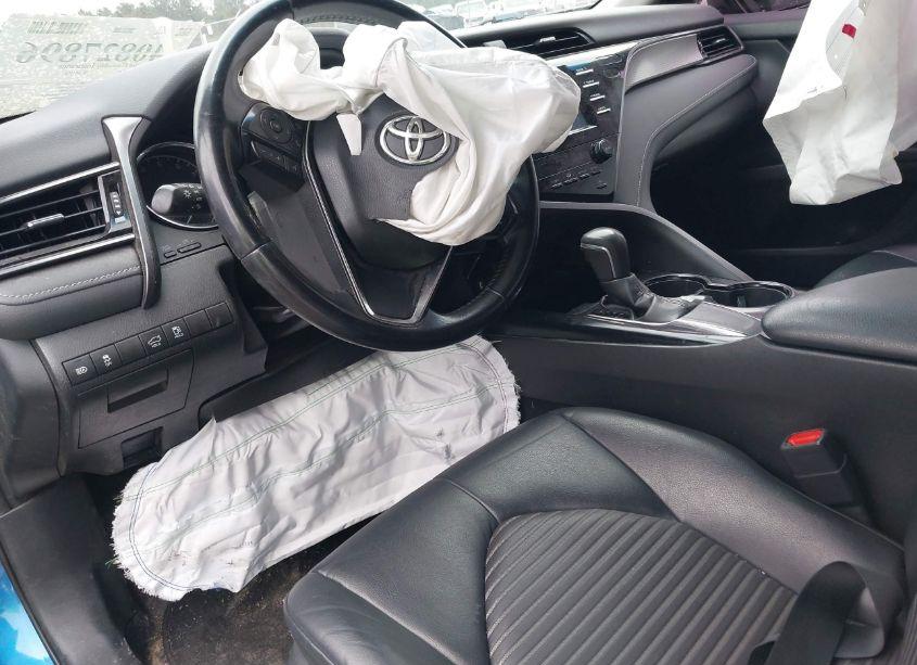 Photo 14 of 2019 Toyota Camry SE (VIN 4T1B11HK9KU177672)