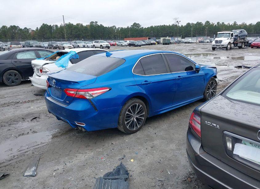 Photo 4 of 2019 Toyota Camry SE (VIN 4T1B11HK9KU177672)