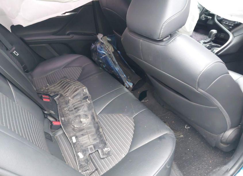 Photo 8 of 2019 Toyota Camry SE (VIN 4T1B11HK9KU177672)