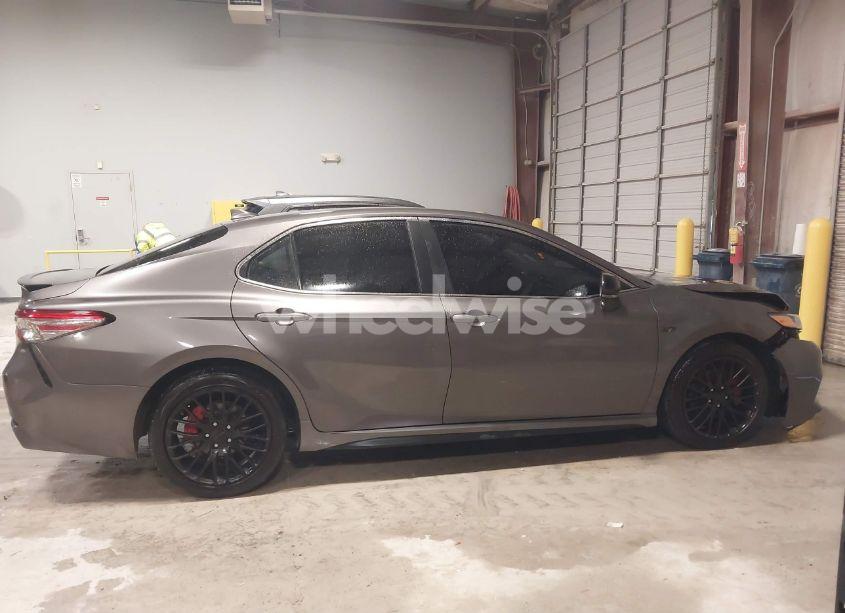 Photo 13 of 2019 Toyota Camry SE (VIN 4T1B11HK9KU178482)