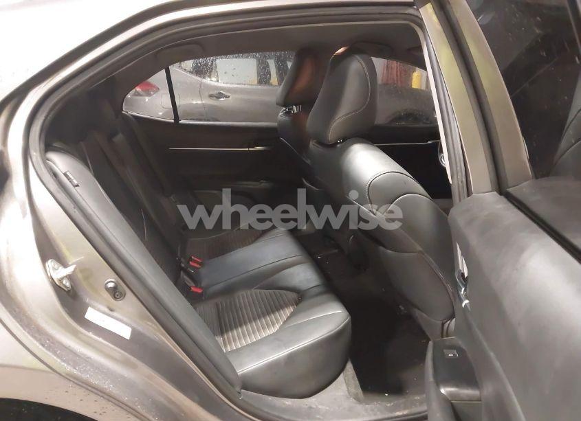 Photo 8 of 2019 Toyota Camry SE (VIN 4T1B11HK9KU178482)