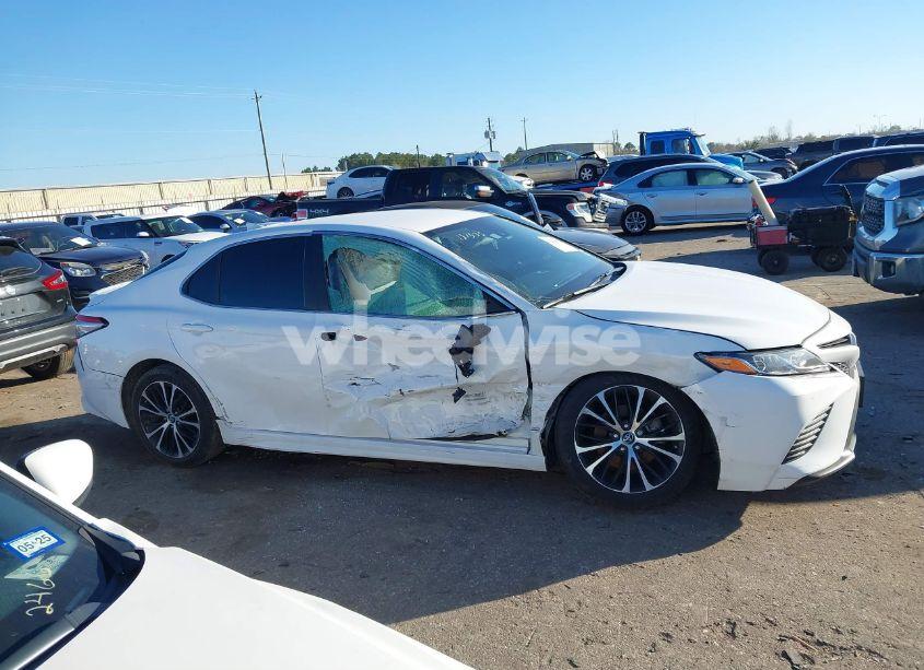 Photo 12 of 2019 Toyota Camry SE (VIN 4T1B11HK9KU208113)