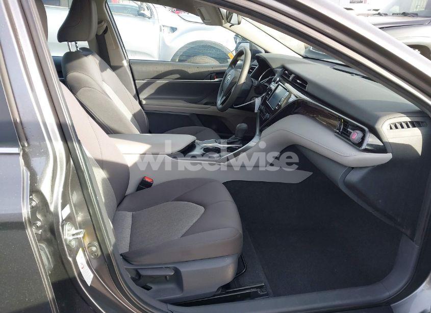 Photo 5 of 2019 Toyota Camry LE (VIN 4T1B11HK9KU241015)