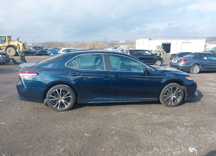 Photo 12 of 2019 Toyota Camry SE (VIN 4T1B11HK9KU244108)