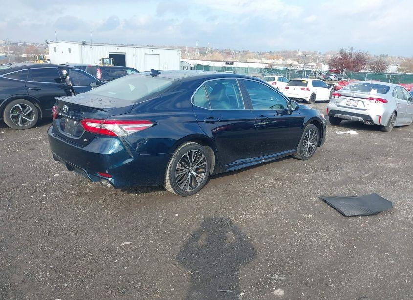 Photo 4 of 2019 Toyota Camry SE (VIN 4T1B11HK9KU244108)