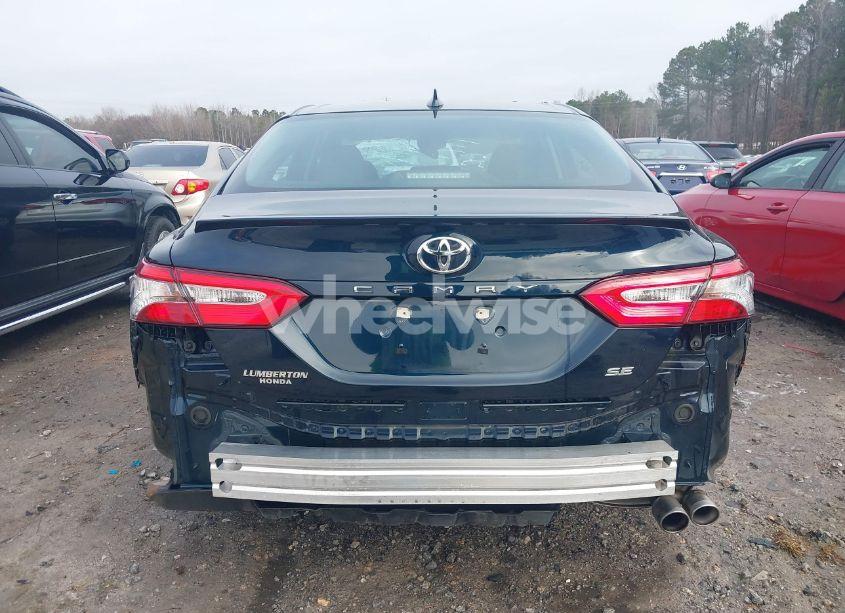 Photo 17 of 2019 Toyota Camry SE (VIN 4T1B11HK9KU245727)