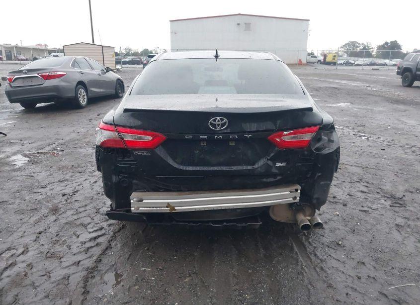 Photo 6 of 2019 Toyota Camry SE (VIN 4T1B11HK9KU277125)