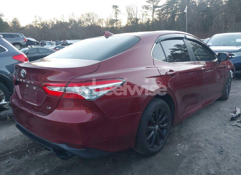 Photo 4 of 2019 Toyota Camry LE (VIN 4T1B11HK9KU692252)