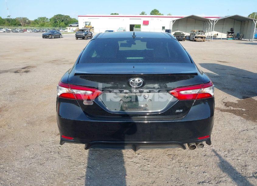 Photo 17 of 2019 Toyota Camry L/LE/SE/XLE (VIN 4T1B11HK9KU694938)