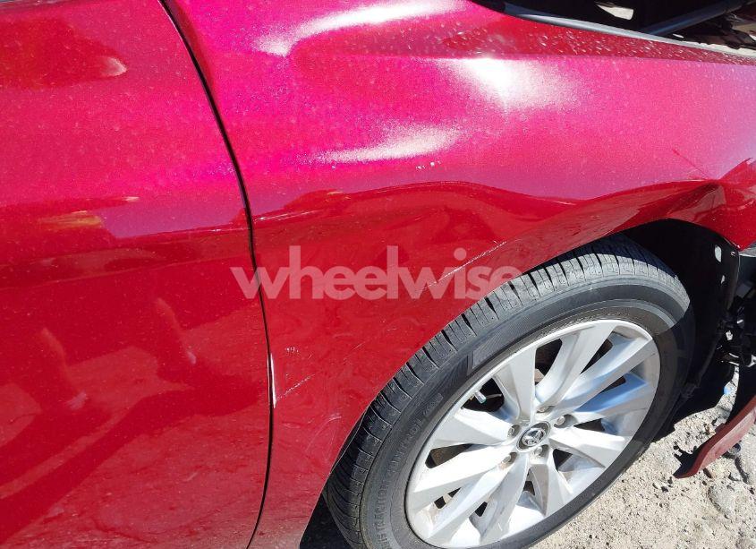 Photo 17 of 2019 Toyota Camry LE (VIN 4T1B11HK9KU708126)