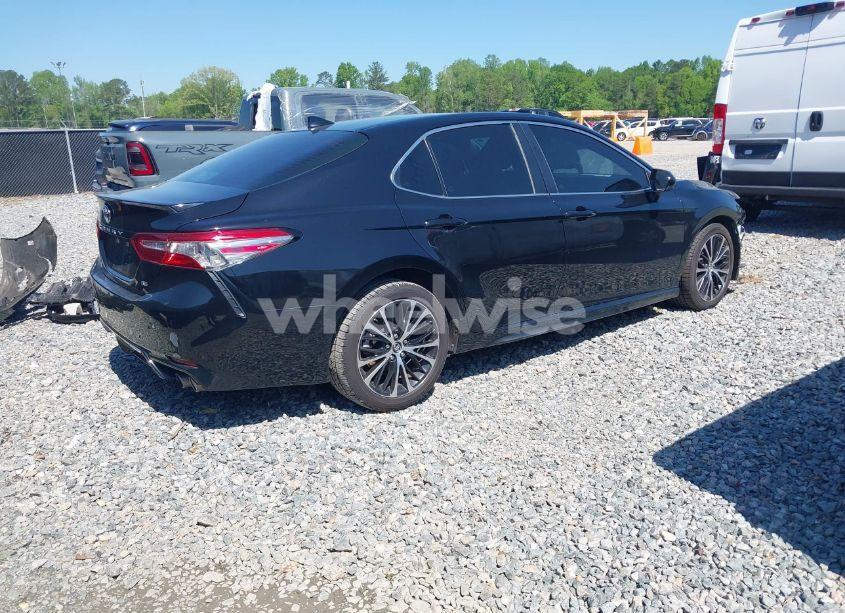 Photo 4 of 2019 Toyota Camry SE (VIN 4T1B11HK9KU713259)