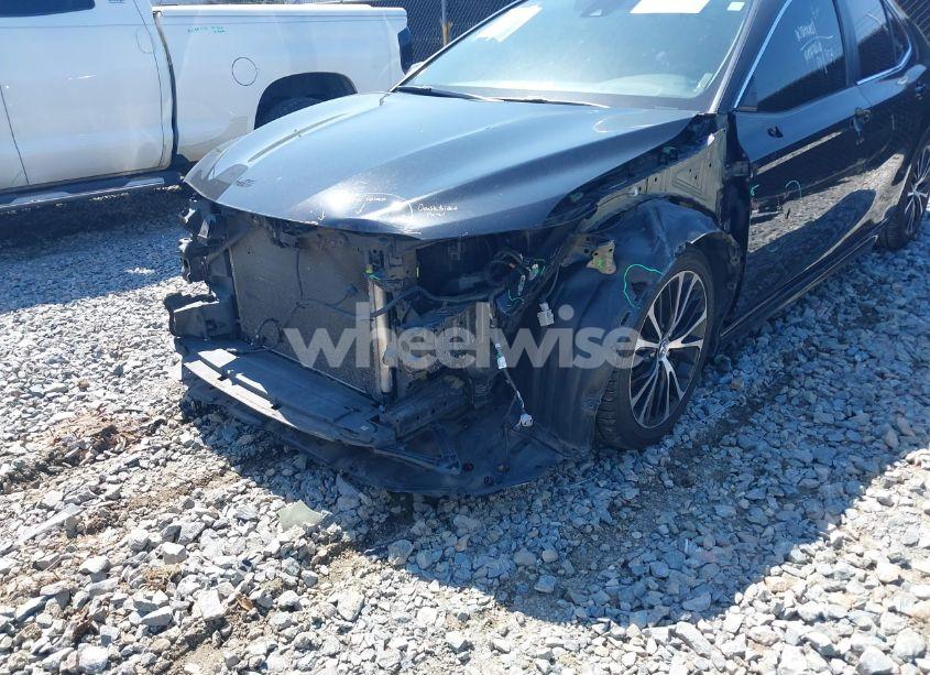 Photo 6 of 2019 Toyota Camry SE (VIN 4T1B11HK9KU713259)