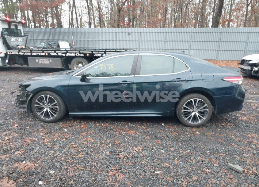 Photo 14 of 2019 Toyota Camry SE (VIN 4T1B11HK9KU719496)