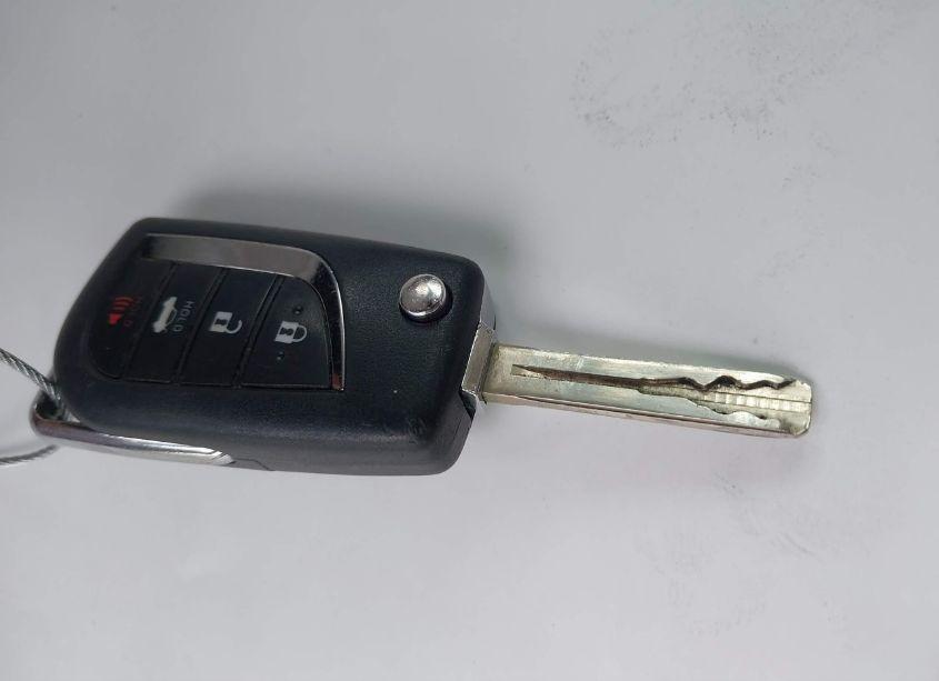 Photo 11 of 2019 Toyota Camry LE (VIN 4T1B11HK9KU730532)