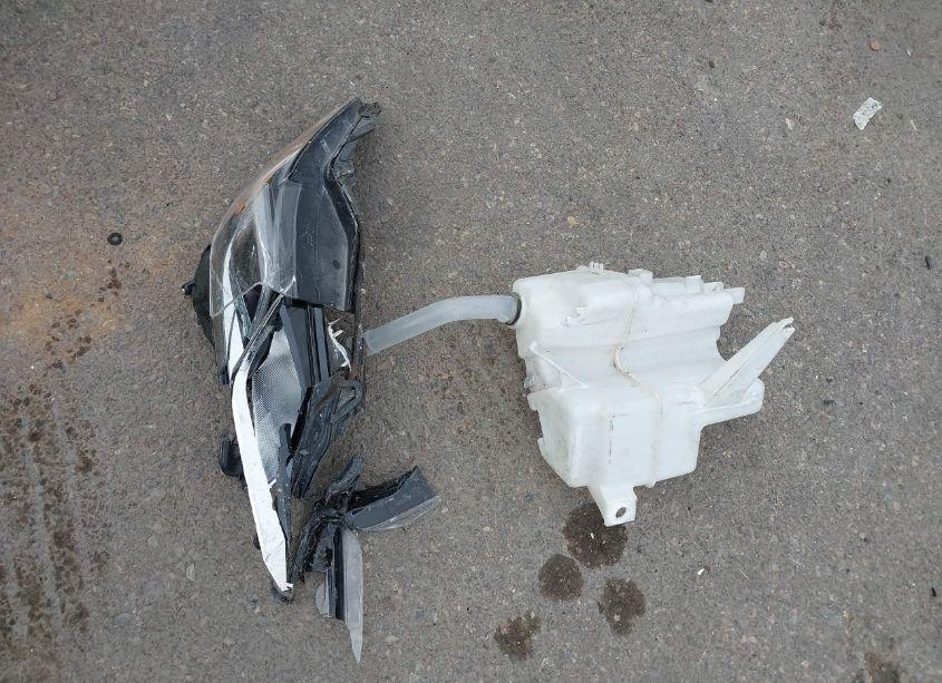 Photo 12 of 2019 Toyota Camry LE (VIN 4T1B11HK9KU730532)