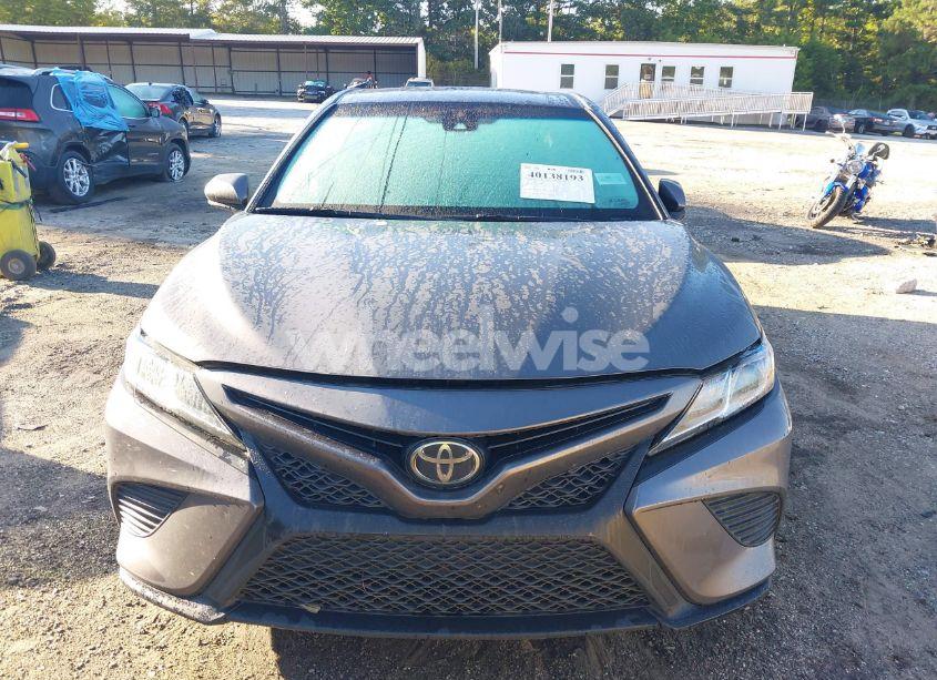Photo 12 of 2019 Toyota Camry SE (VIN 4T1B11HK9KU740204)