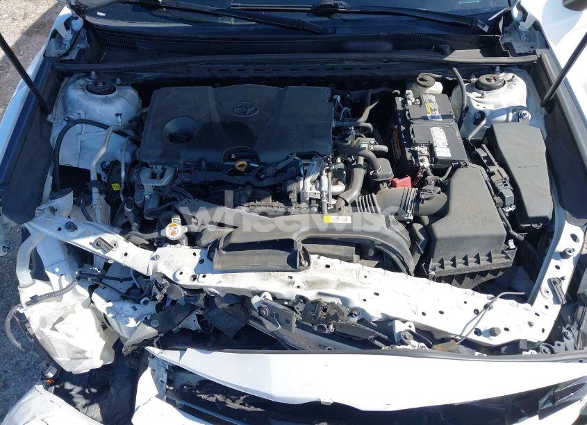 Photo 10 of 2019 Toyota Camry LE (VIN 4T1B11HK9KU758766)