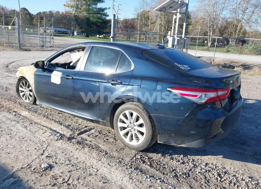 Photo 3 of 2019 Toyota Camry LE (VIN 4T1B11HK9KU764504)