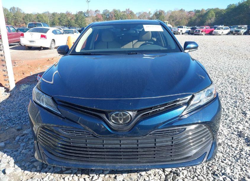 Photo 13 of 2019 Toyota Camry LE (VIN 4T1B11HK9KU775888)