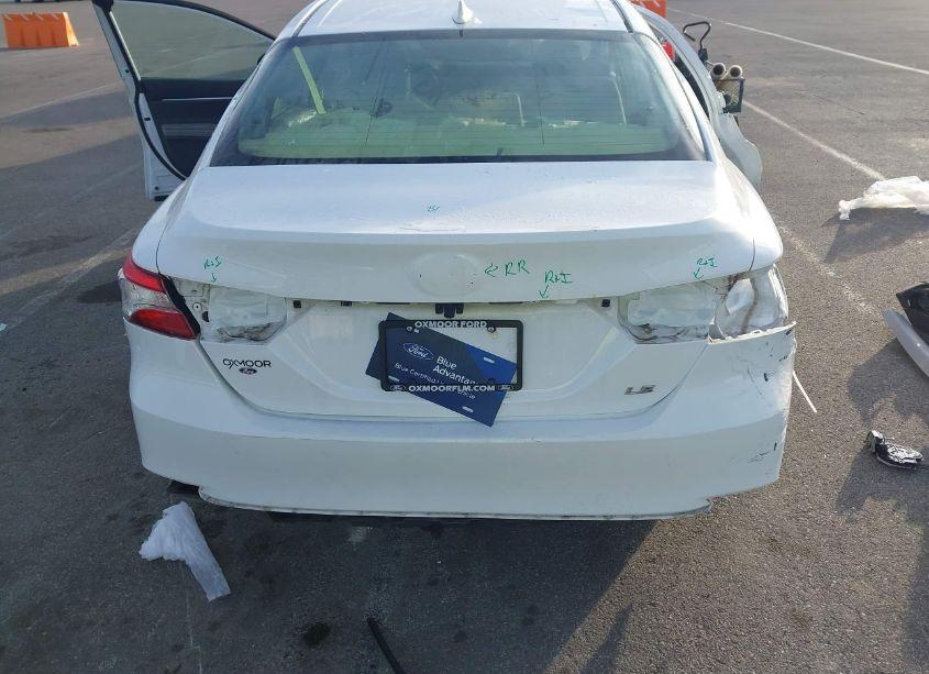 Photo 21 of 2019 Toyota Camry LE (VIN 4T1B11HK9KU826984)