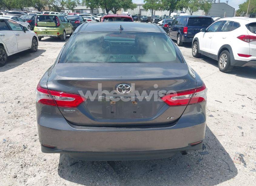 Photo 17 of 2019 Toyota Camry LE (VIN 4T1B11HK9KU847009)