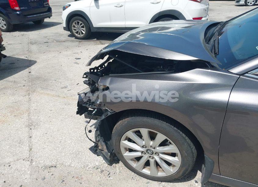 Photo 20 of 2019 Toyota Camry LE (VIN 4T1B11HK9KU847009)